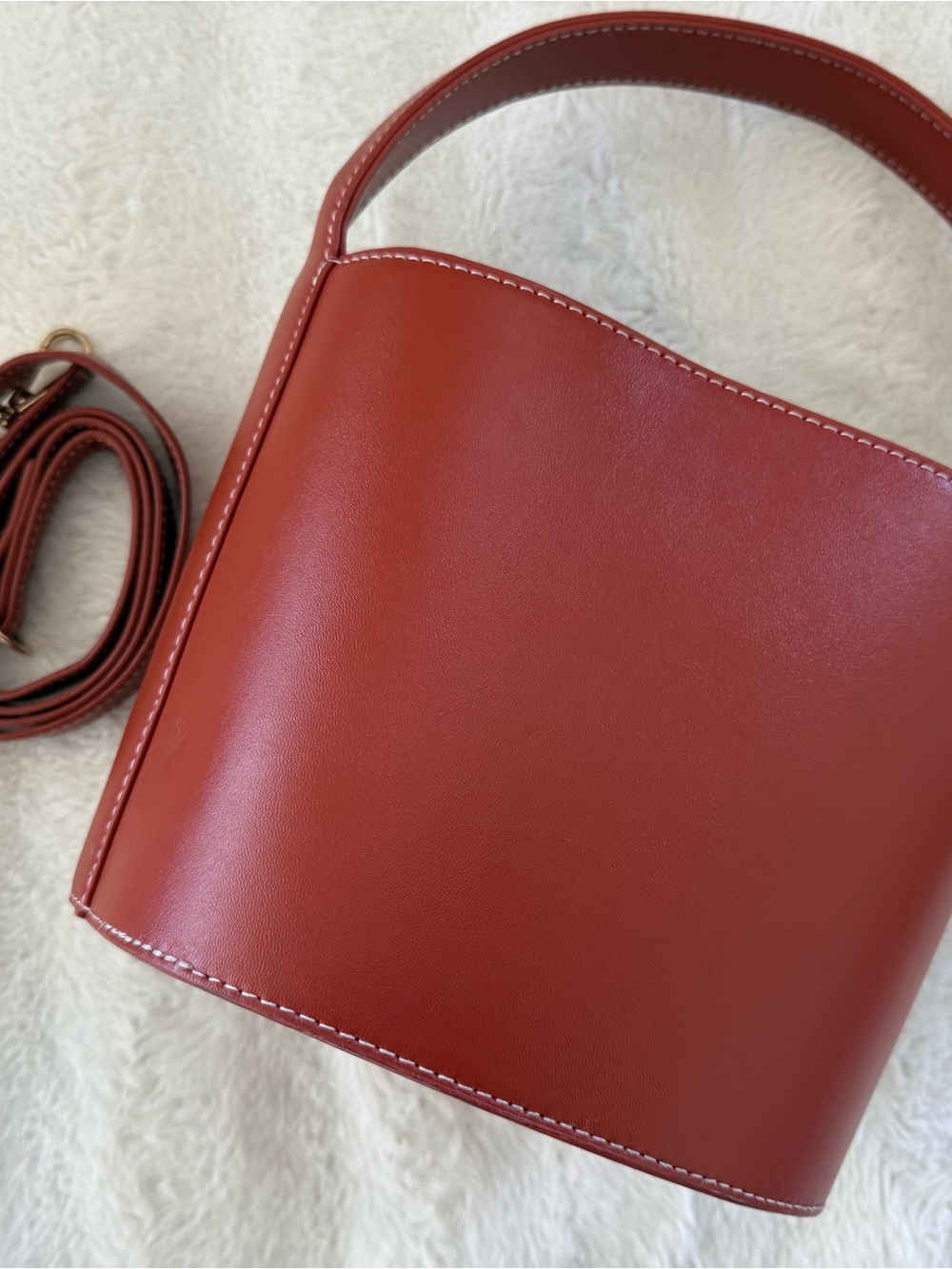Minimal Structured Tote Bag in Brick Red